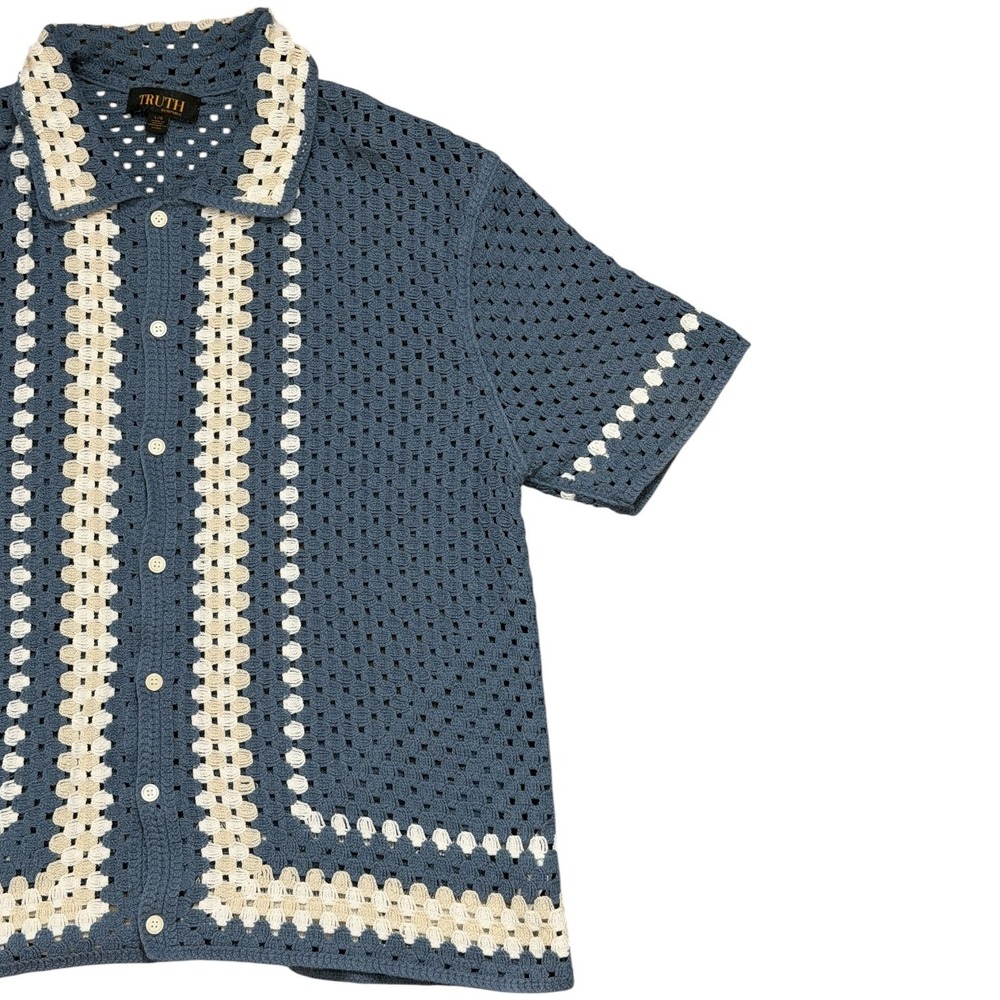 Truth by Republic Coastal Bohemian Blue Crochet Knit Button Up Shirt Mens Large - Picture 3 of 5